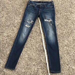 Hollister skinny jean, worn once.